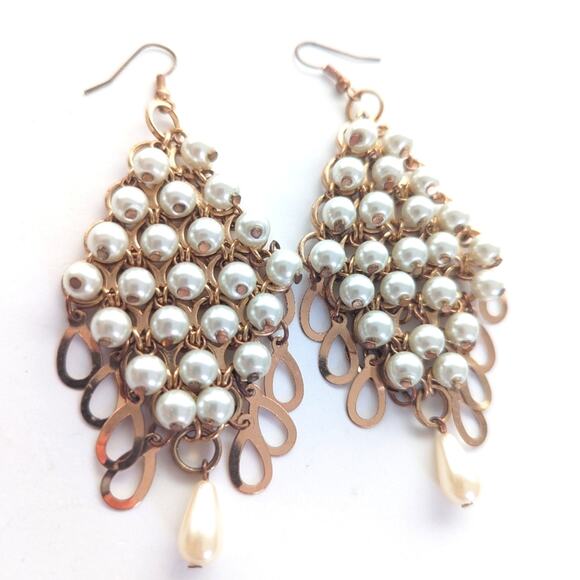 Statement Rose Gold Faux Pearl Chainmail Dangle Drop Chandelier Hook Earrings - Picture 4 of 4